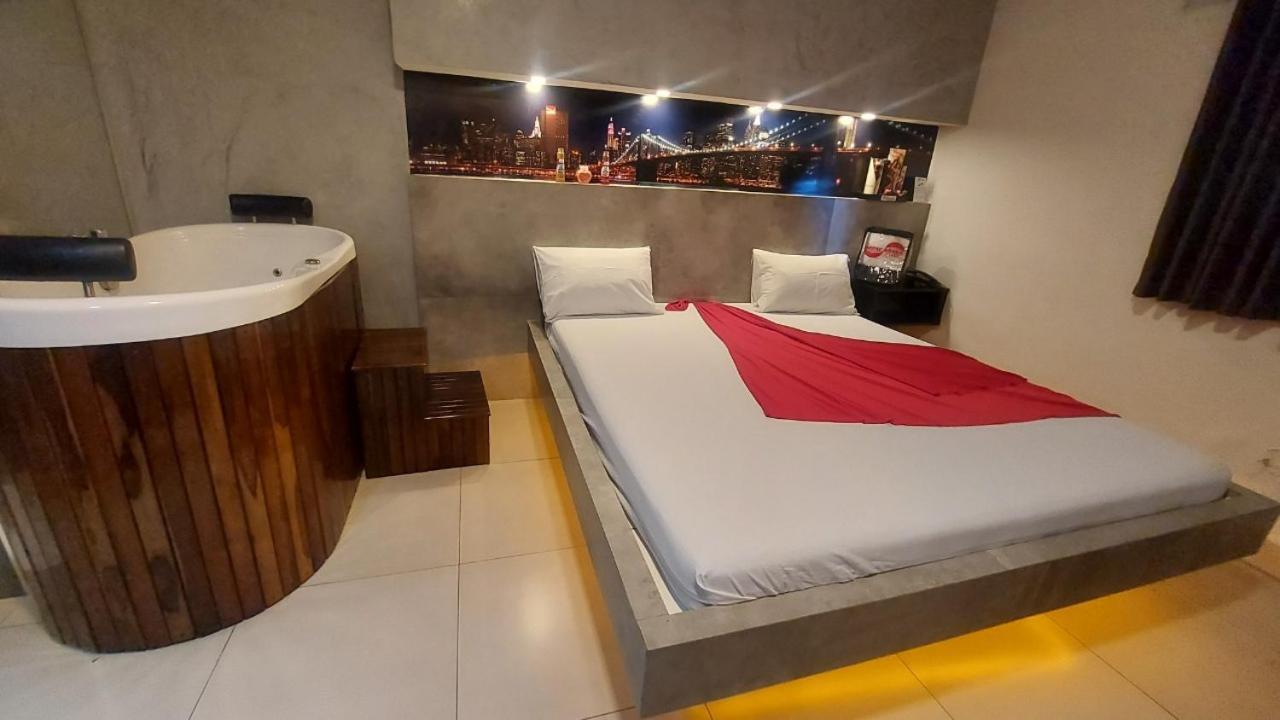 ריבייראו פרטו Motel Copacabana מראה חיצוני תמונה